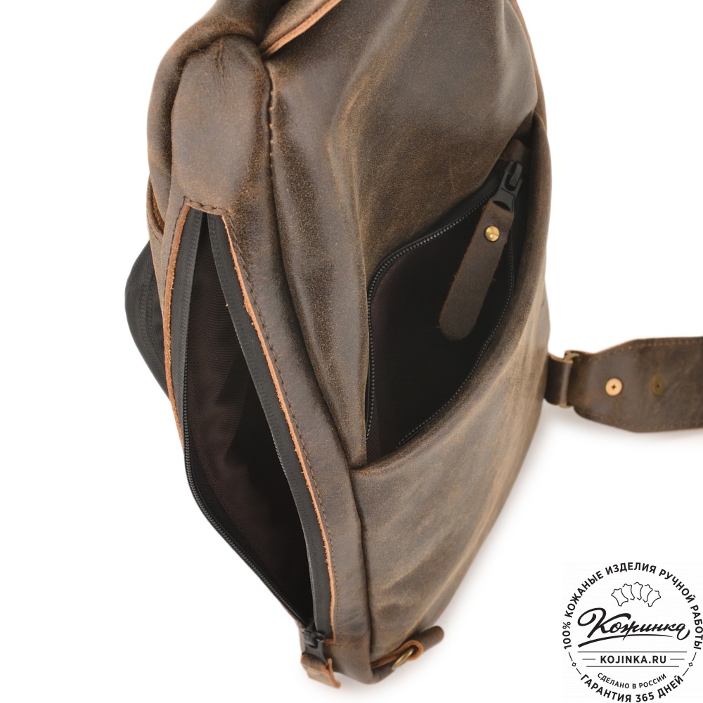 Кожаная сумка на грудь "Вульф" (коричневая наппа)