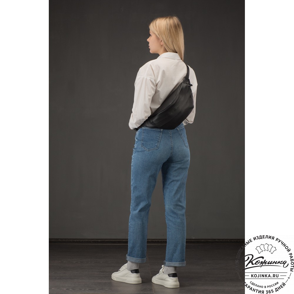 Кожаная сумка на пояс "Камиль" (фактура коричневый)