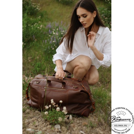 Кожаная дорожная сумка "Сити" (глянец чёрная)