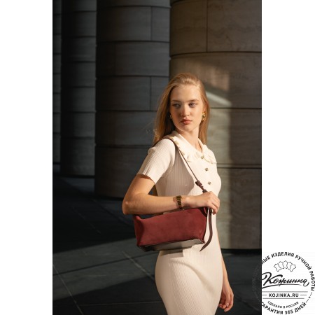 Женская кожаная сумка "Тойс" велюр (бордо)